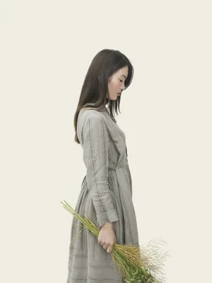 Vestido de lino con cinturón
